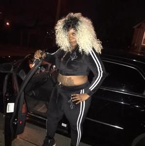 Meet your Posher, Christine